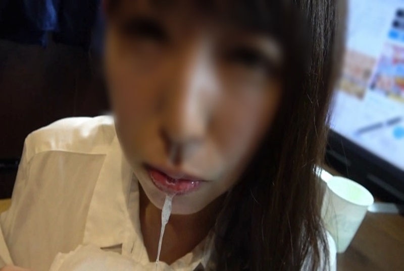 FC2-1100643 你喜欢听话的已婚女性吗？我在工作期间强行打电话给他，让他马上来给我口交！！将带著精子气味返回工作…. 素人-jj2